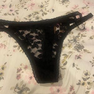 Victoria Secret Black Lace Thong | Size Large - NWT